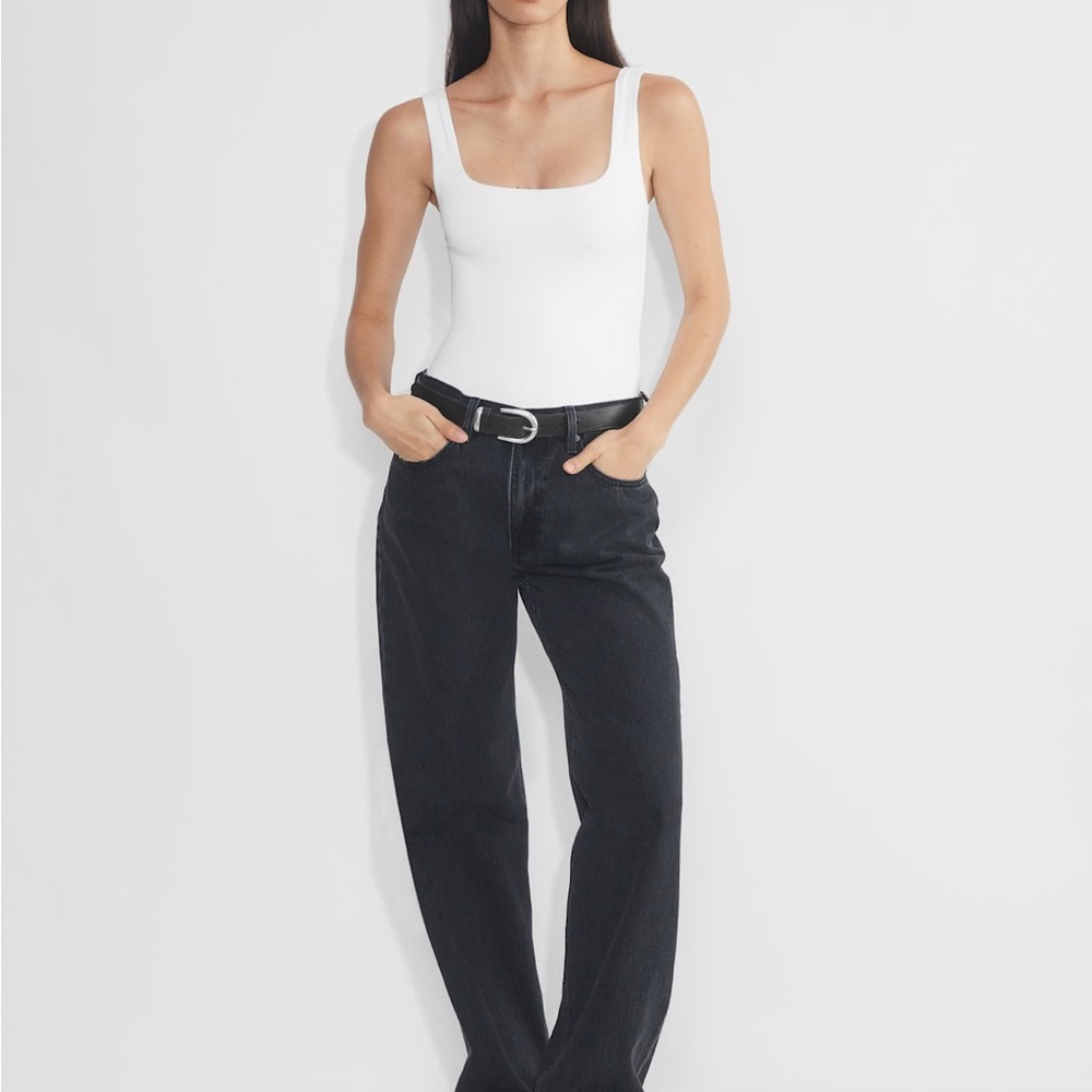 Aritzia Original Contour Square neck Bodysuit